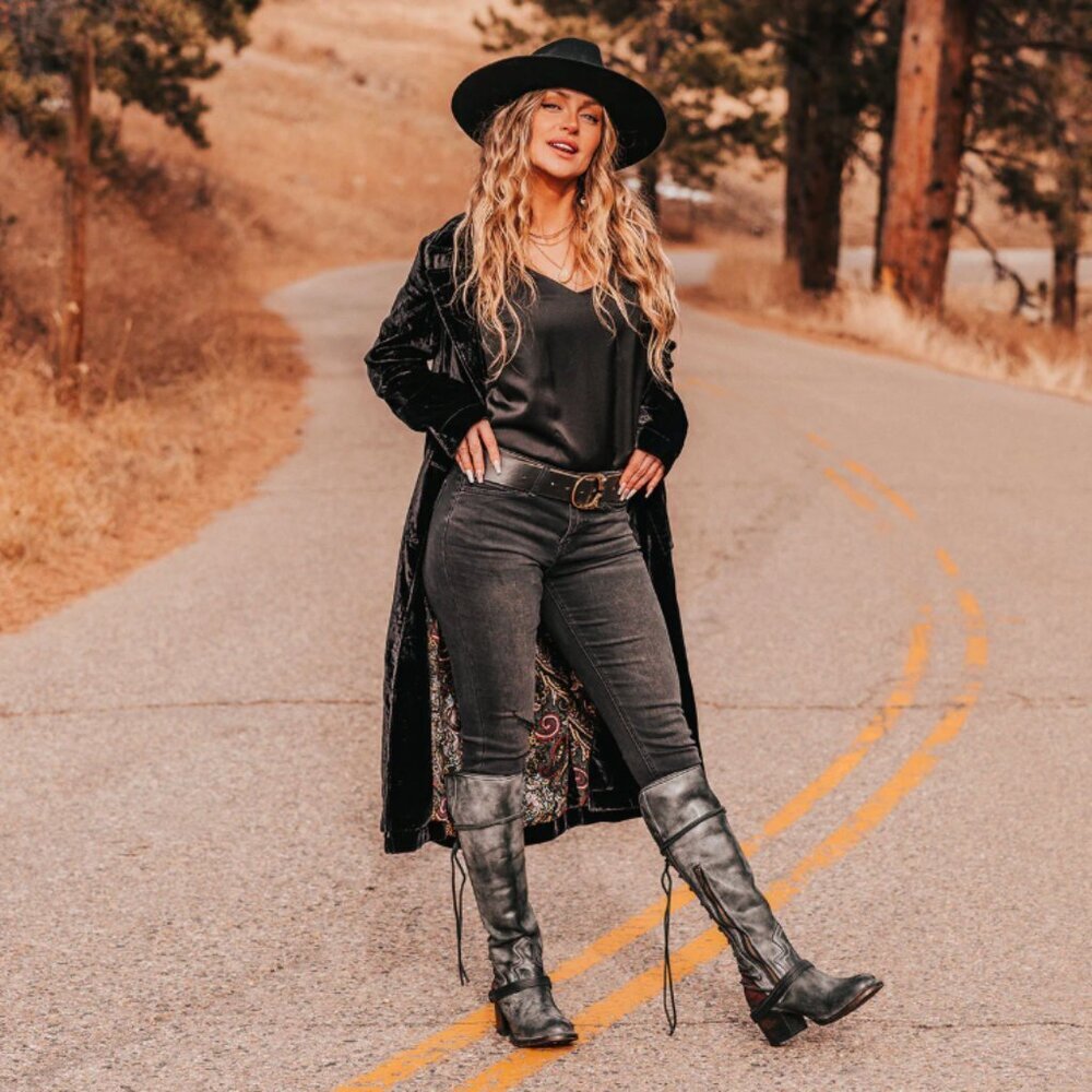 Freebird Coal Boots - Picture 3 of 15